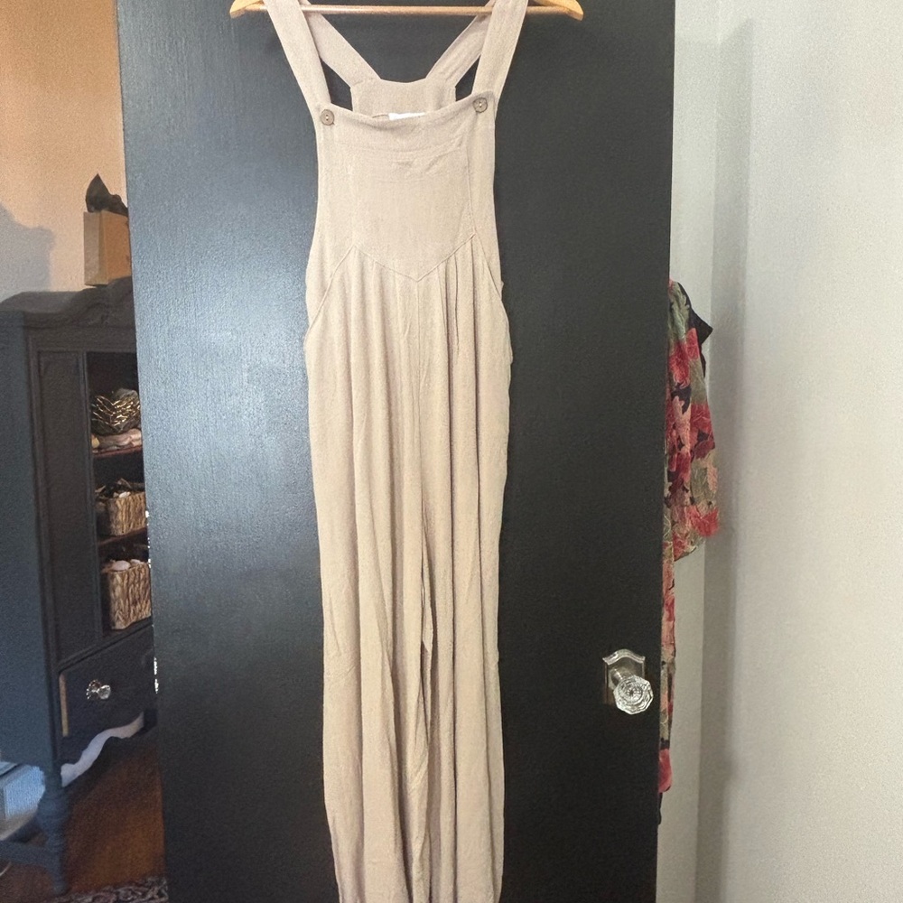 Bluivy Beige Jumpsuit